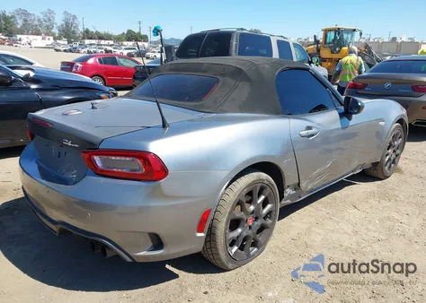 2017 Fiat 124 Spider Elaborazione Abarth z USA, uszkodzony, nr VIN JC1NFAEK0H0106929